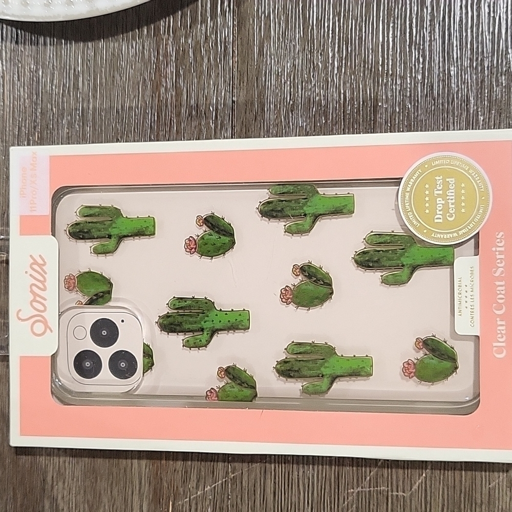 NWT Sonix cactus iPhone 11 Pro xs Max case 🌵